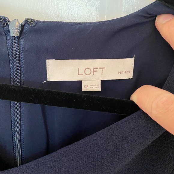 STUNNING LOFT MINI DRESS - Picture 3 of 4